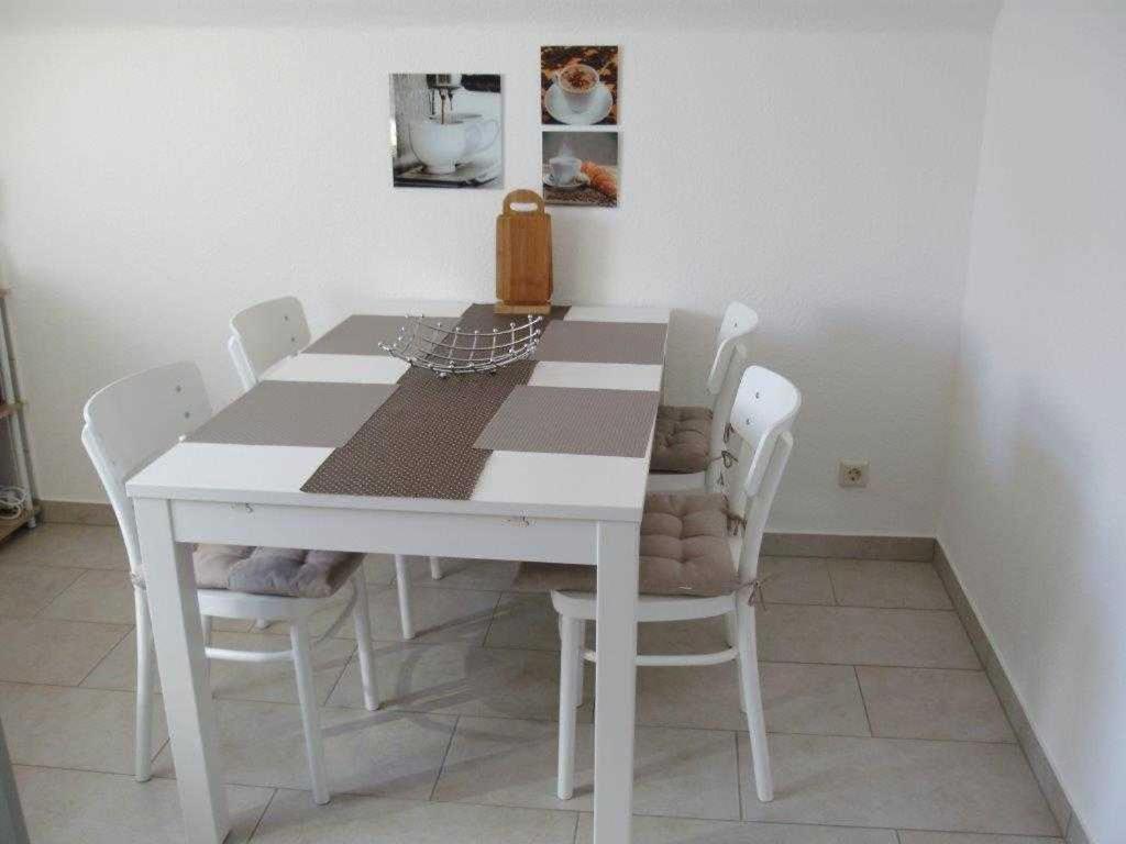 Ferienwohnung Hinz Neu Ludershagen Экстерьер фото